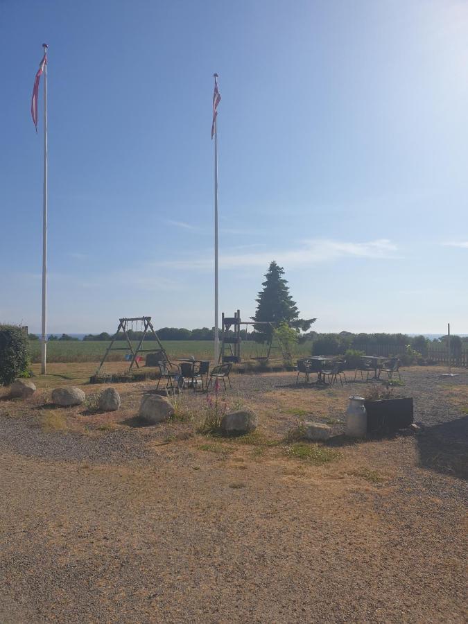 דירות Åkirkeby Violen מראה חיצוני תמונה